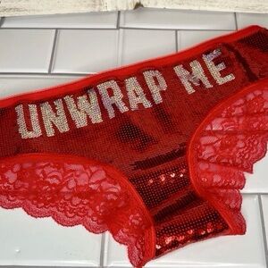 NEW Victoria’s Secret PINK Red UNWRAP ME Sequin Lace Back hipster panties Large